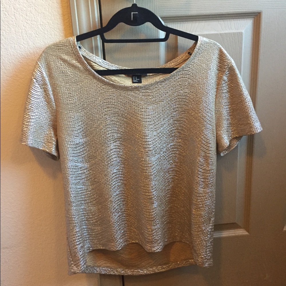 💋2 for $20!💋 H&M Sparkly Gold Flowy Top